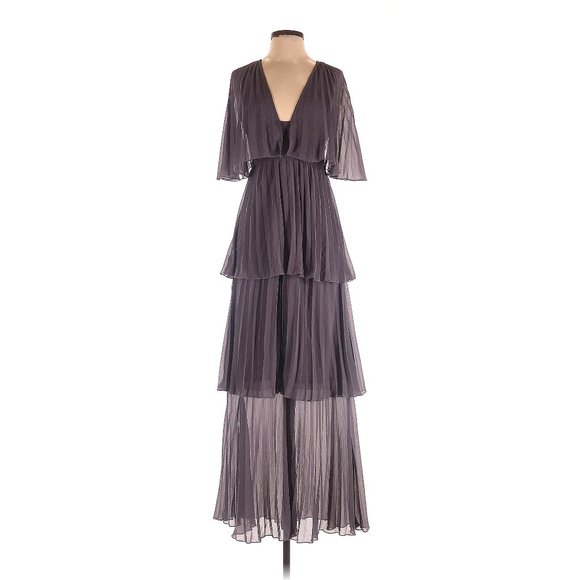 π₯SPECTACULARπ₯ Nordstrom Asos Soft Pleated Tiered Maxi Dress in Gray Lilac - Picture 3 of 10